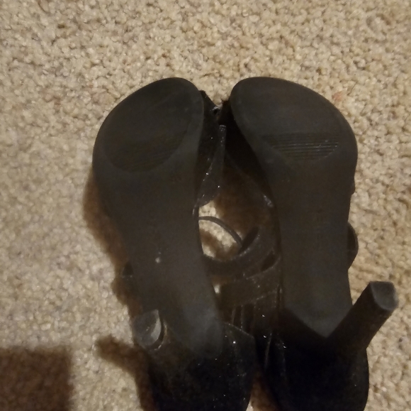 Black sparkly heels - Picture 3 of 3